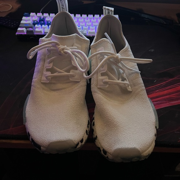 NMD R1 - Picture 3 of 3